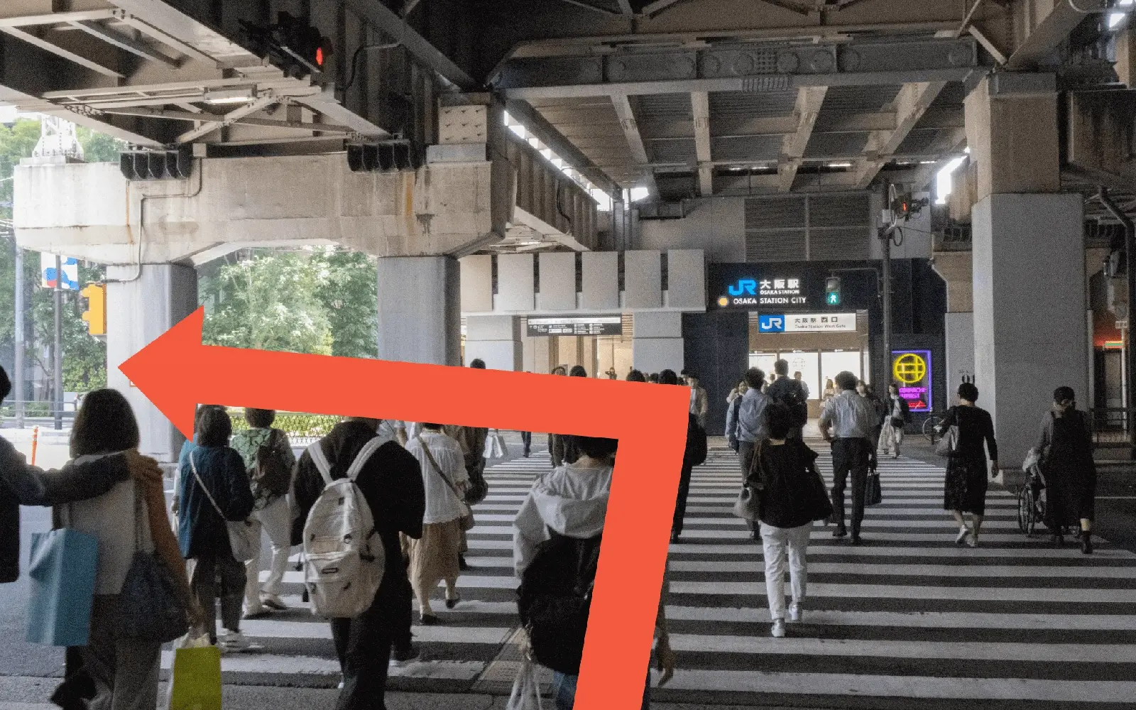 大阪駅桜橋口からお越しの方へ(地上)